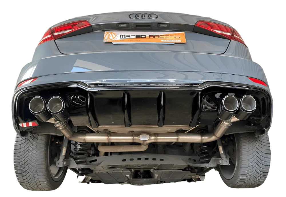 audi A3 1.6 TDI con scarico downpipe in stile carbonio nero