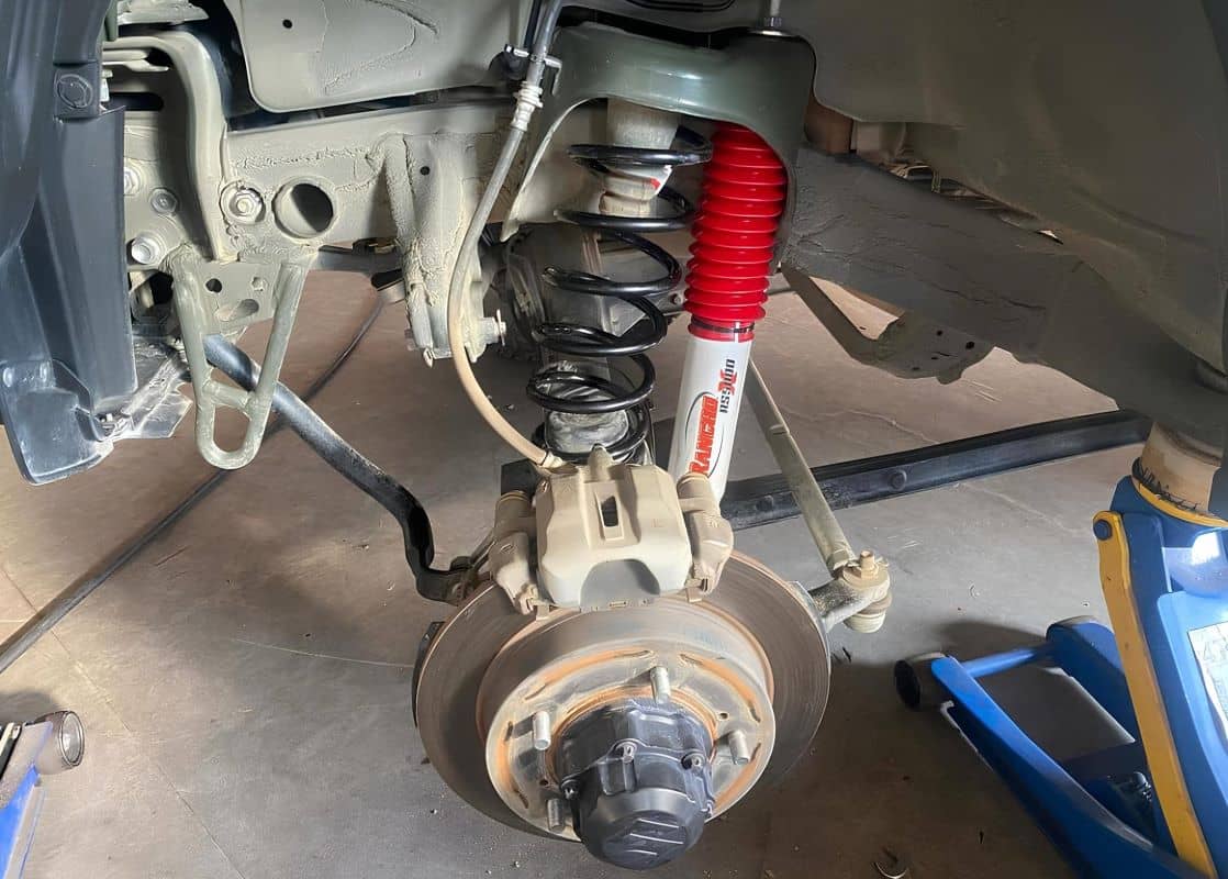 montaggio assetto rialzato suzuki jimny